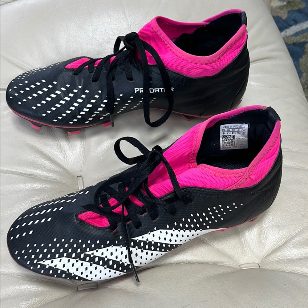 adidas Predator Accuracy.4 Sock FXG Soccer Cleats size men’s 8, women’s 9